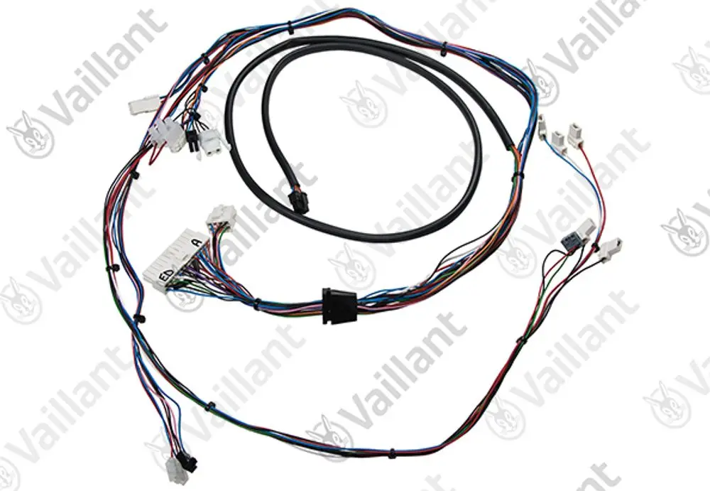 Vaillant Kabelbaum mit mehreren Kabeln und Steckverbindern für elektrische Verbindungen, geeignet für Heizsysteme oder ähnliche Anwendungen.